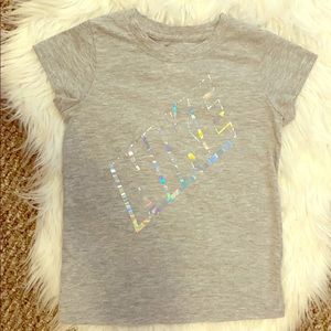 Toddlers holographic Nike tshirt